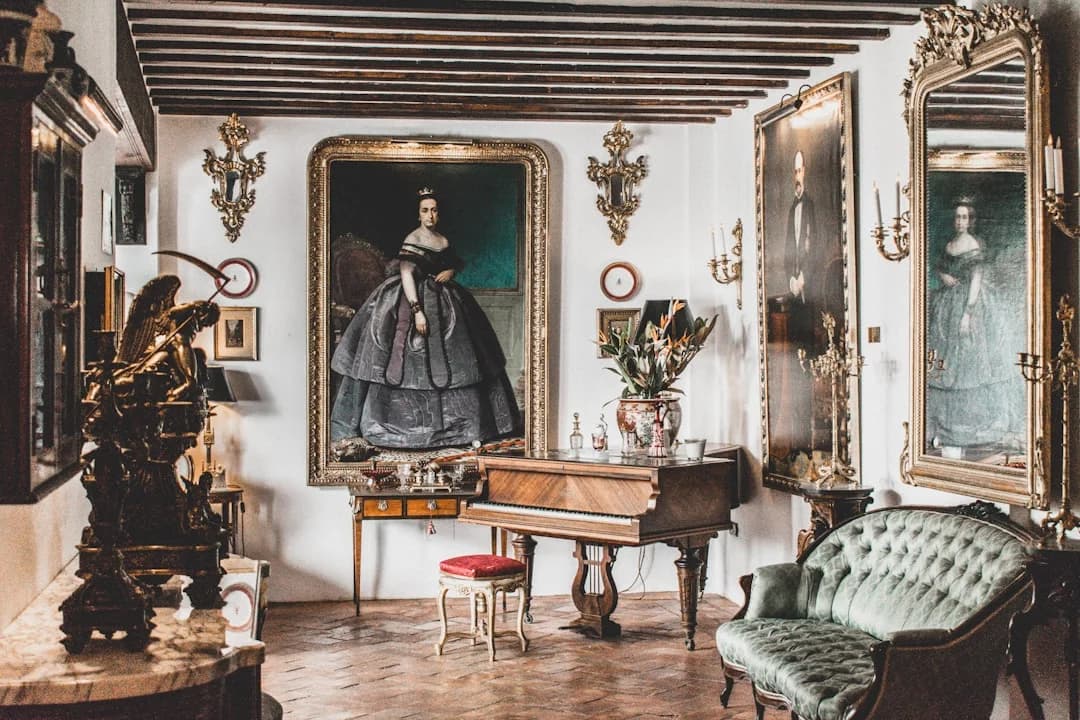 modern luxury restaurant interior malaga