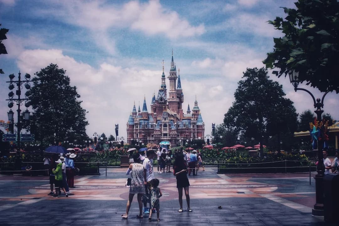 Weekend Family Guide: Magic, Theater, and the Historic ‘Paso de Riogordo’