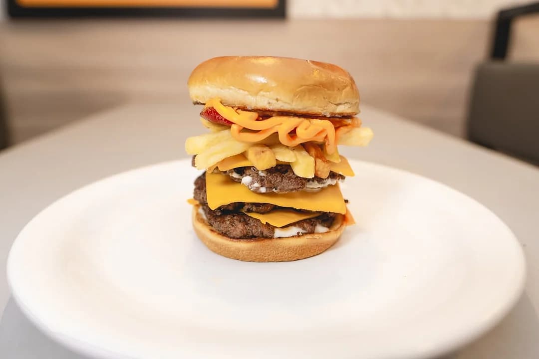 Street Food Burger expandiert nach Teatinos nach riesiger Gratis-Aktion