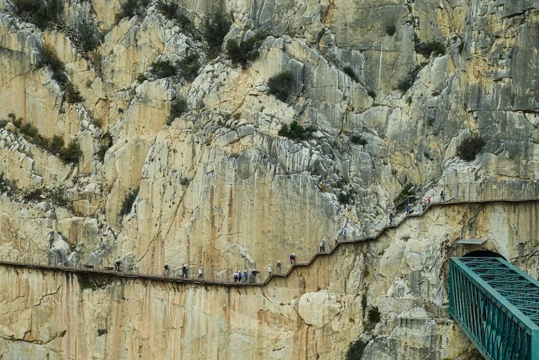 Caminito del Rey eröffnet neue 110-Meter-Hängebrücke