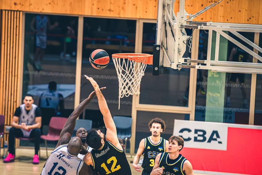 Unicaja Baloncesto Closes In