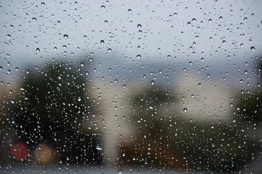 AEMET Yellow Alert: Heavy Rain and Hail Hit Málaga