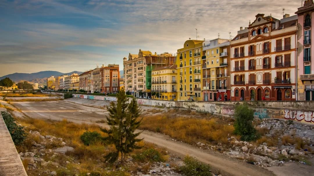 Demolition Begins on Málaga’s Fire-Damaged Ibis Hotel