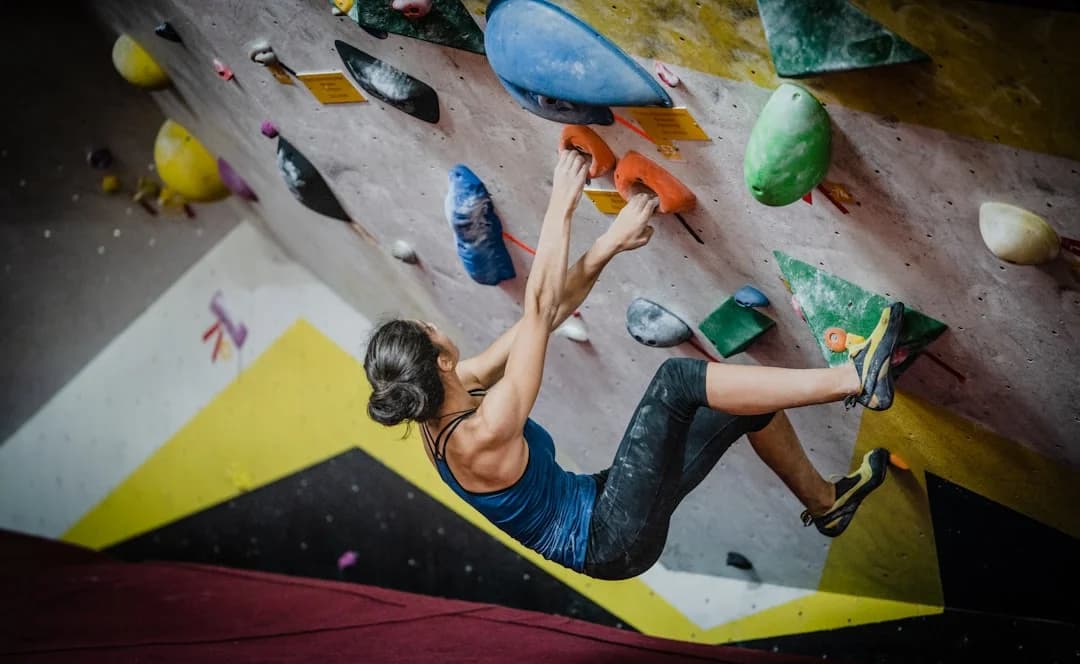 indoor trampoline park climbing wall